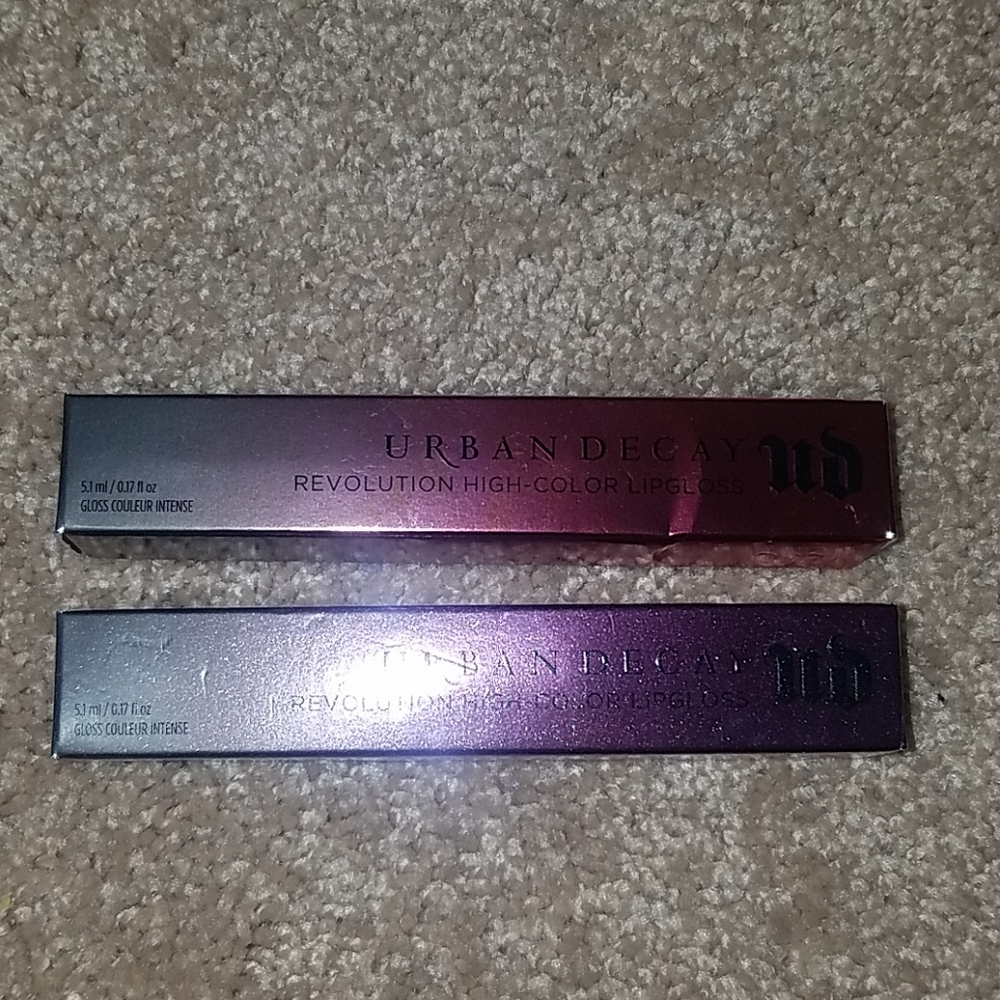 Urban decay revolution high-color lip gloss (2)